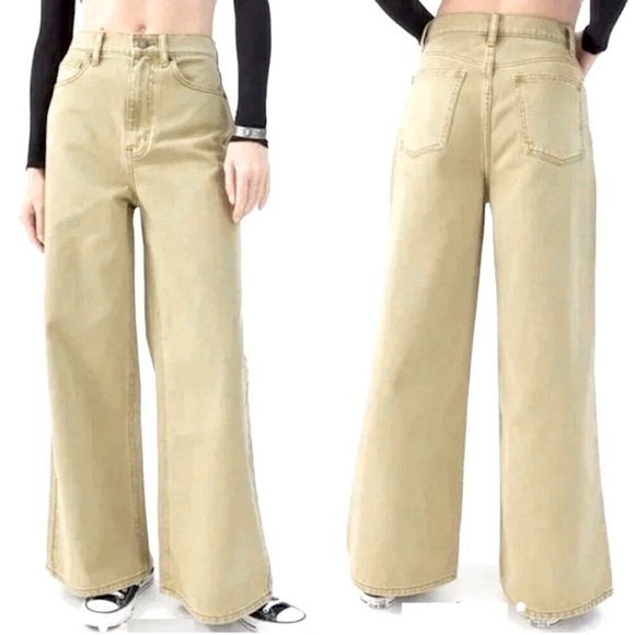 BDG Denim - BDG Urban Outfitters | Low & Wide Jeans - 24